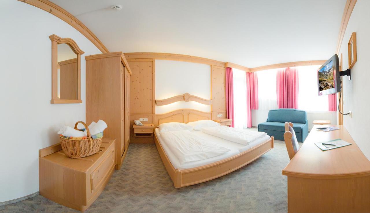Hotel Zum Gruenen Tor Tux Eksteriør bilde