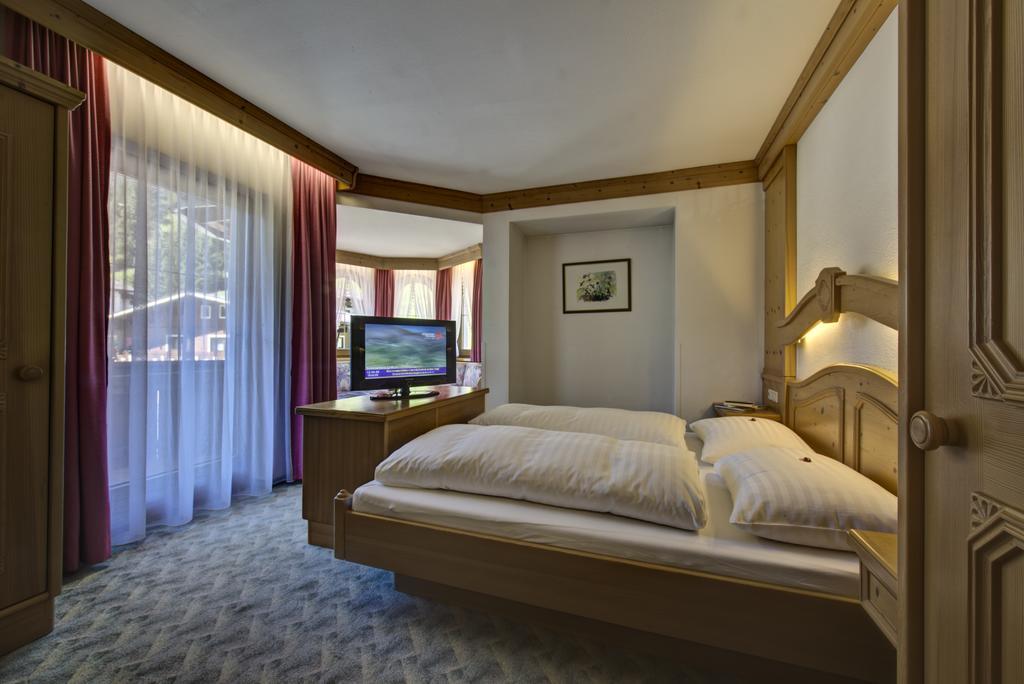Hotel Zum Gruenen Tor Tux Eksteriør bilde