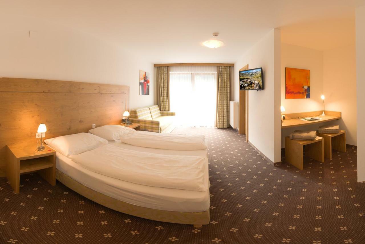 Hotel Zum Gruenen Tor Tux Eksteriør bilde